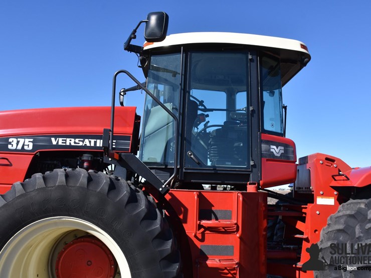 2010-versatile-375-image-20