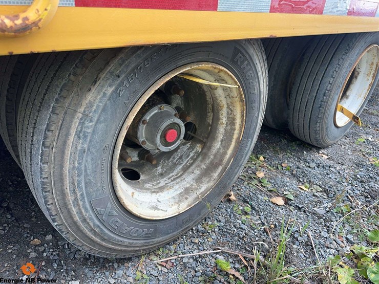 2012-bws-trailer-image-11