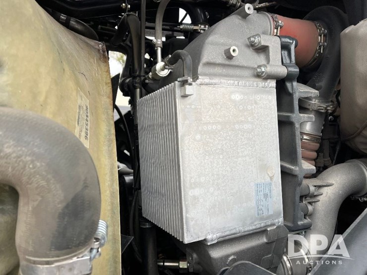 2025-case-ih-steiger-715-quadtrac-tractor-(jn3260)-image-107