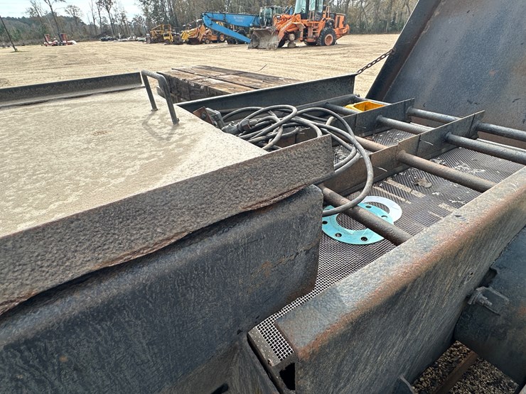 #2797-•-shaker-screen-image-14