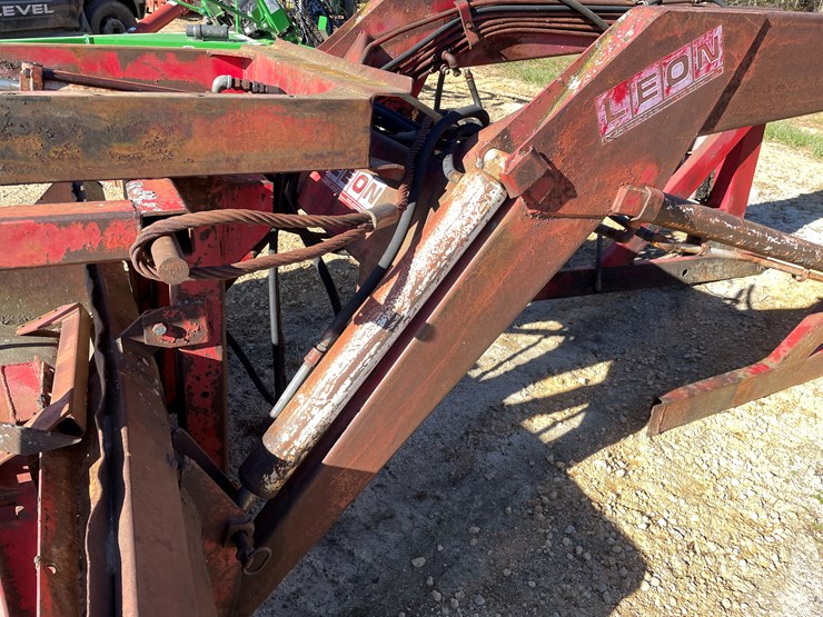 #5937-•-leon-front-end-loader-image-11