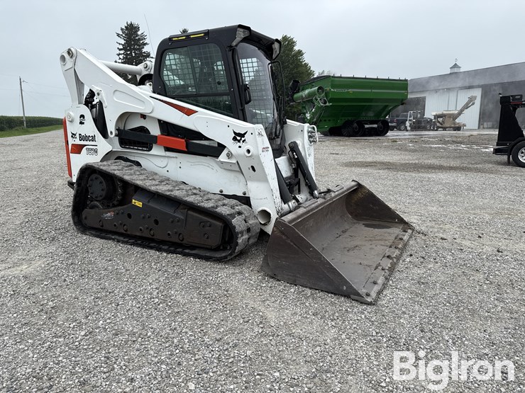 2017-bobcat-t870-image-3