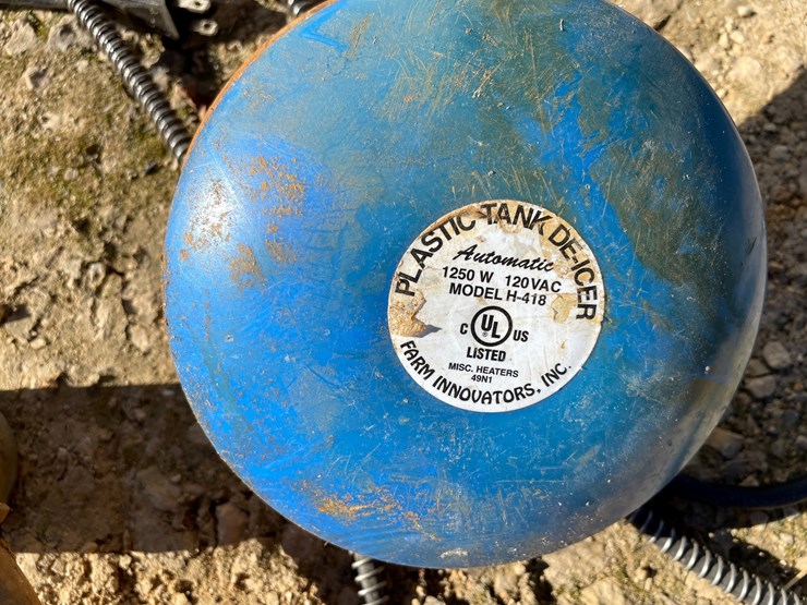 #5953-•-(1)-bucket-heater-and-(2)-tank-heaters-image-11