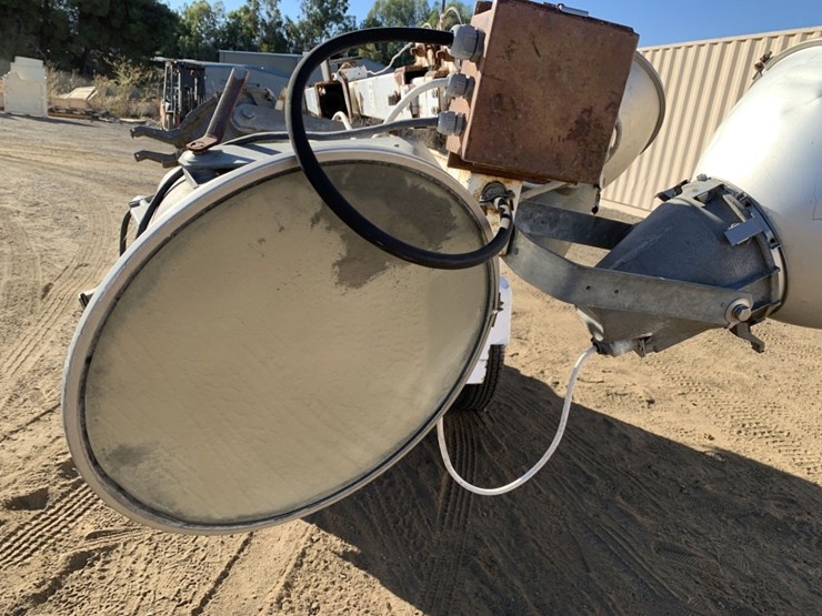 coleman-rite-lite-light-tower,-image-7