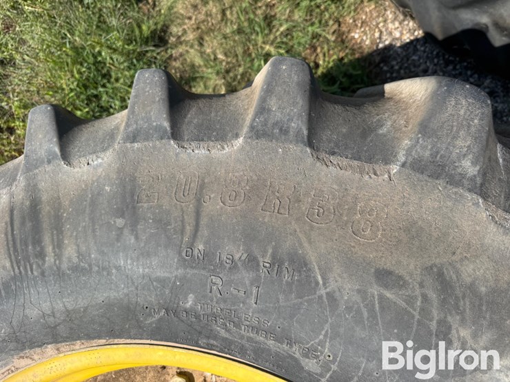 tires-on-john-deere-tractor-rims-image-17