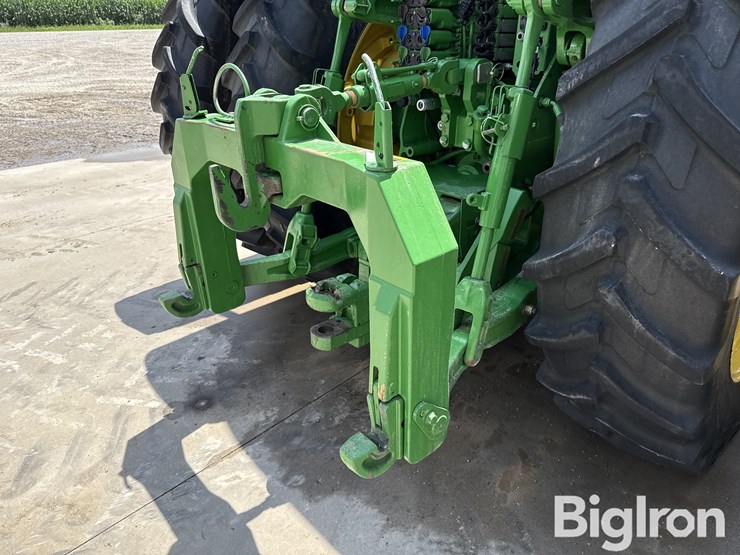 2011-john-deere-8310r-image-9