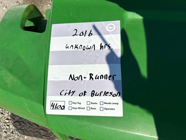 2016-john-deere-gator-image-6