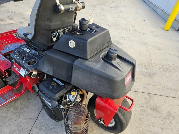 #3038-•-toro-3150-greens-mower-image-14