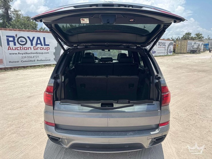 2013-bmw-x5-image-23