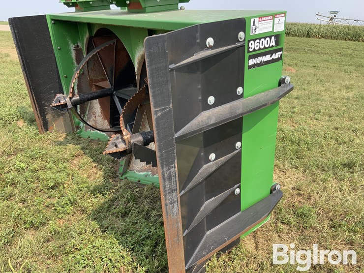 snowblast-9600a-3-pt-snow-blower-image-18