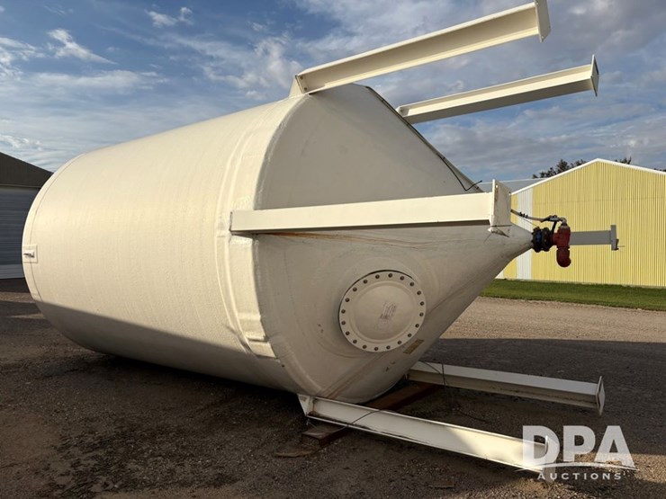 design-tanks-cone-bottom-tank-(pd5330)-image-1