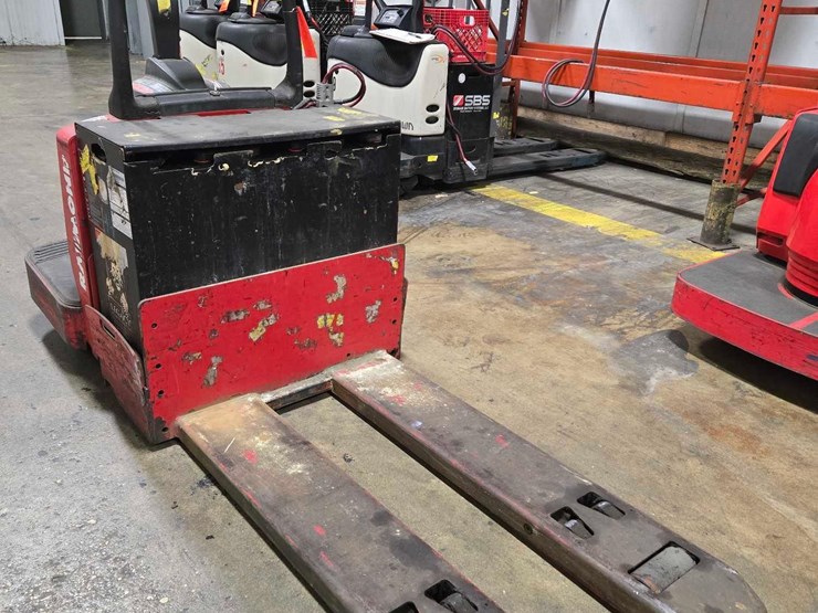 2007-raymond-8400-image-2