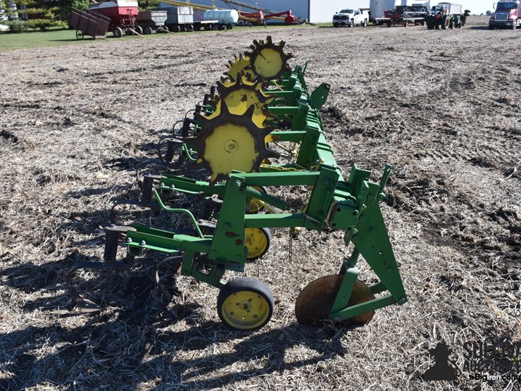 john-deere-825-image-4