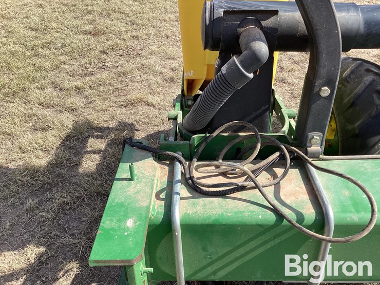 2007-john-deere-1700-image-16