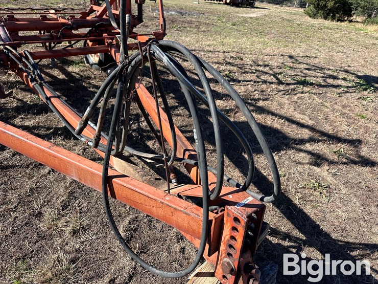 allis-chalmers-1350-image-10