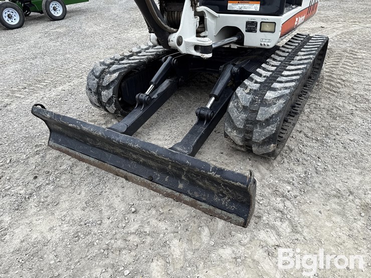 2005-bobcat-337g-image-15