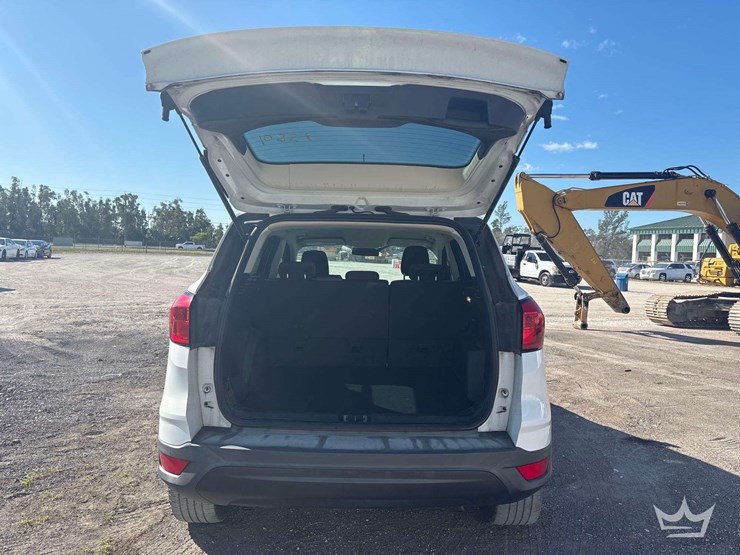 2019-ford-escape-image-20