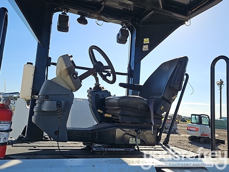 2014-caterpillar-cb54xw-image-20