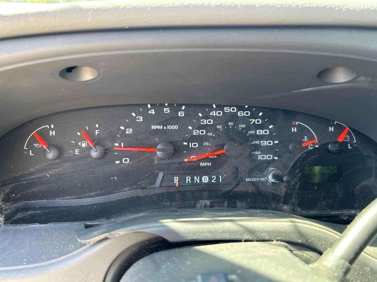 2007-ford-e350-image-13