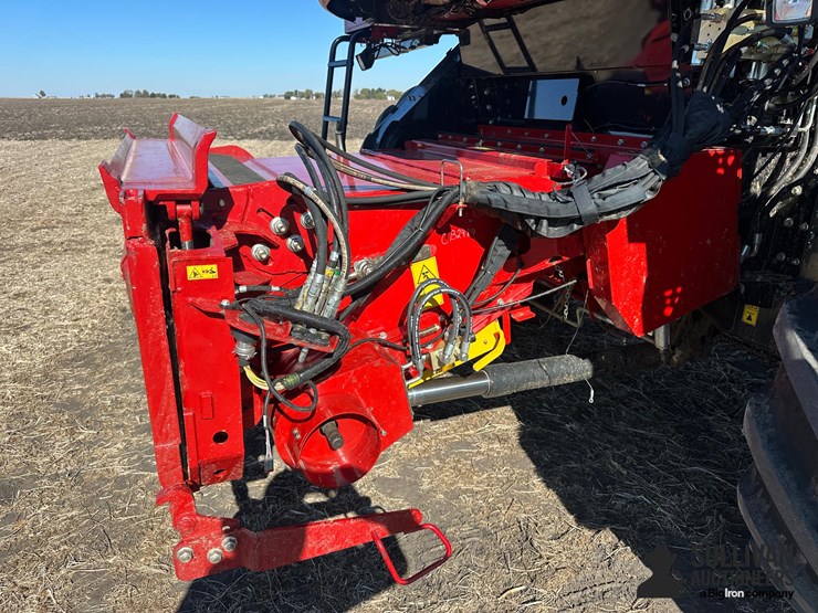 2023-case-ih-6150-image-14