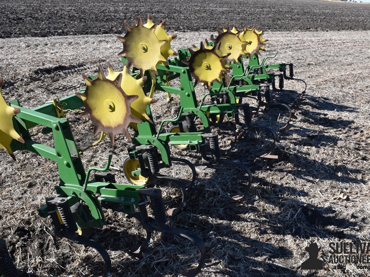 john-deere-825-image-13