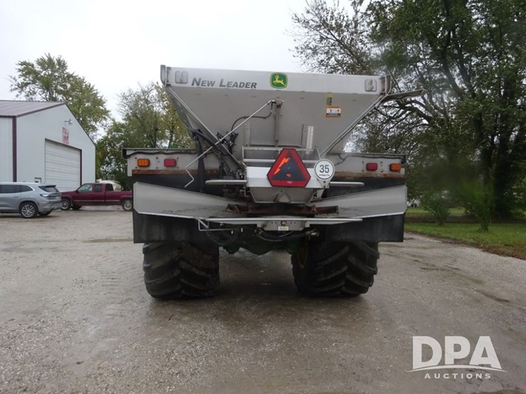 2018-john-deere-f4365-image-28