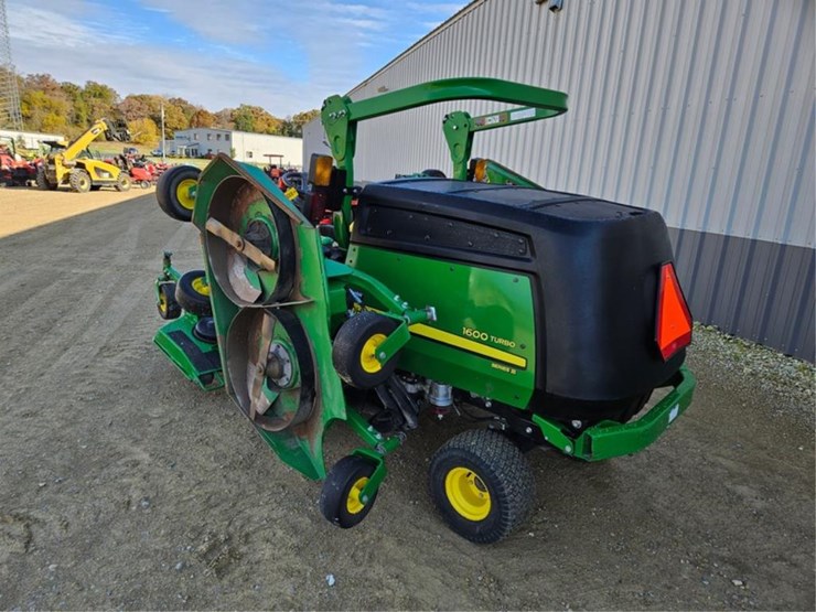 2021-john-deere-1600-turbo-image-14