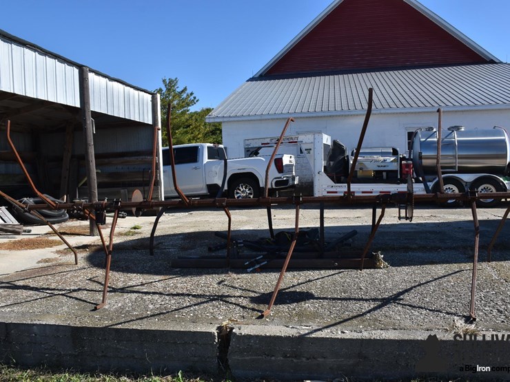 american-machine-6-row-corn-reel-w/brackets-image-2