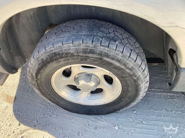 2004-ford-explorer-sport-trac-image-17