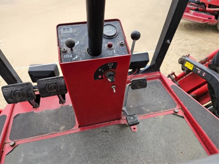 #3133-•-toro-reel-master-5200-fairway-mower-image-22