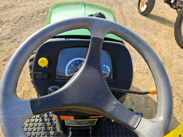 john-deere-2520-image-21