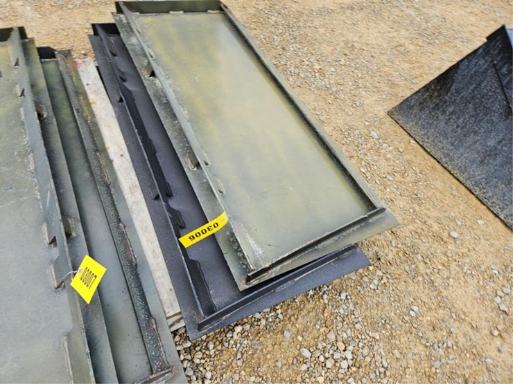 #3006-•-(2)-face-plates-image-3