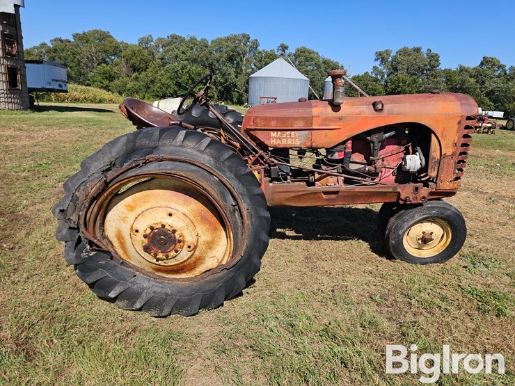 massey-ferguson-44-image-4
