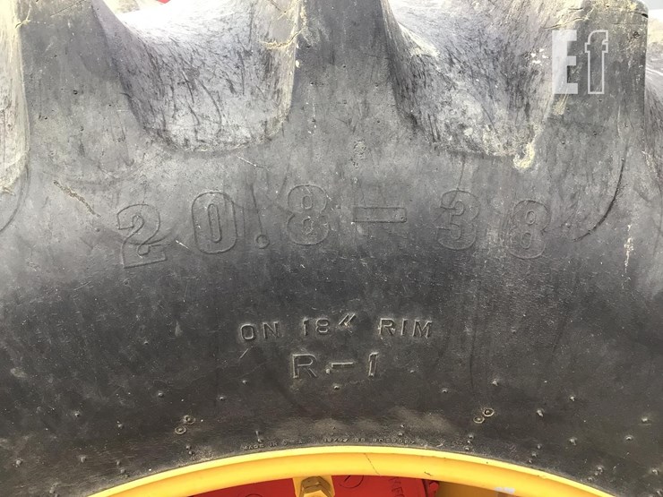 1983-versatile-835-image-19