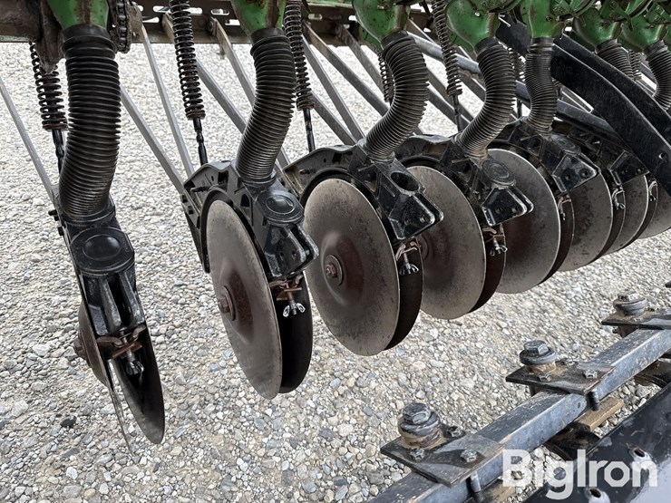 john-deere-8000-image-15