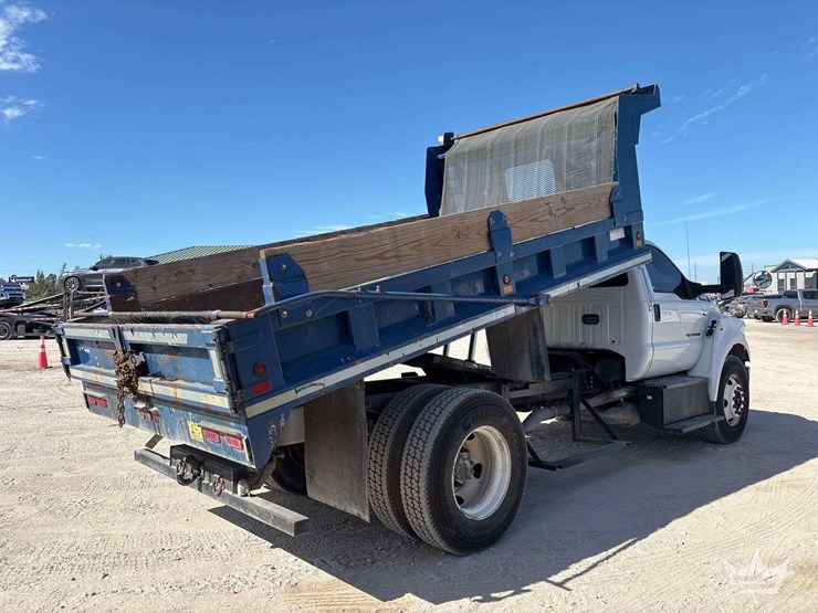 2017-ford-f650-image-3