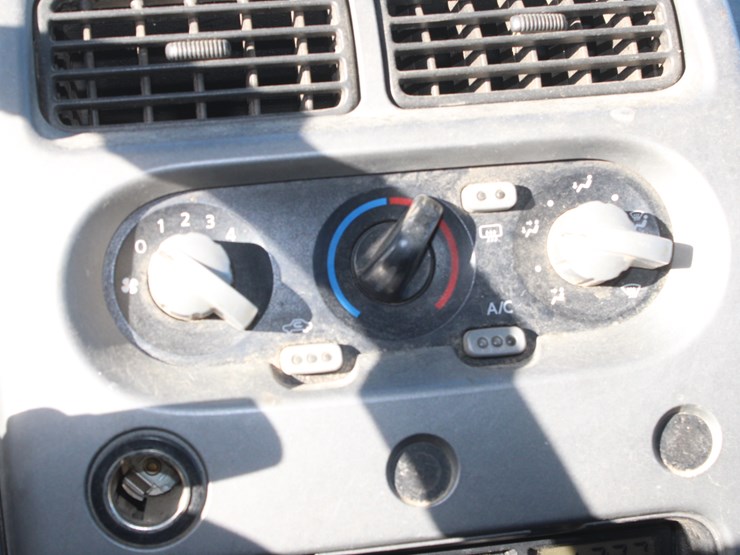 2004-nissan-xterra-image-33