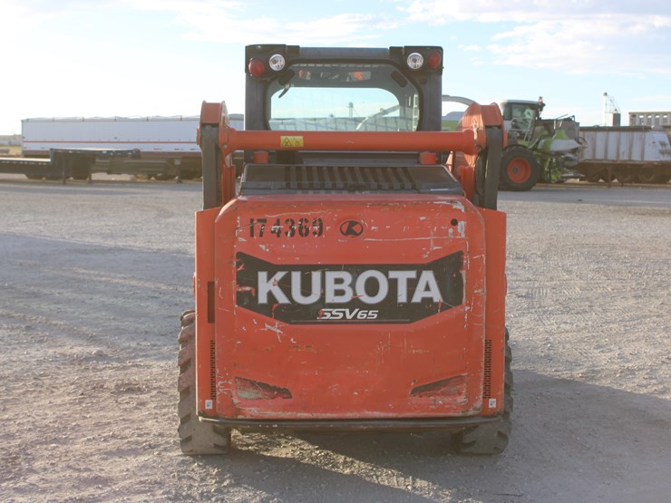kubota-ssv65-image-6
