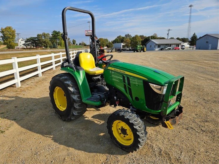 john-deere-3038e-image-7