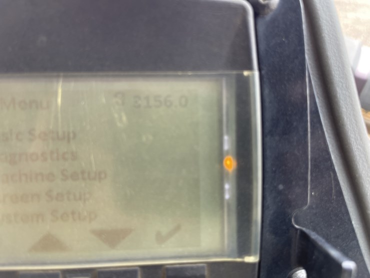 2017-caterpillar-cb66b-image-4