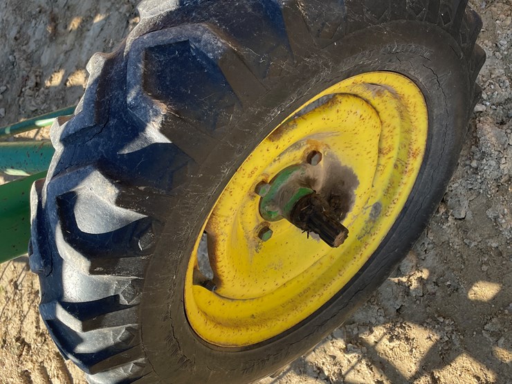 john-deere-662-image-25