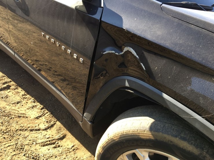 2021-chevrolet-traverse-ls-image-14