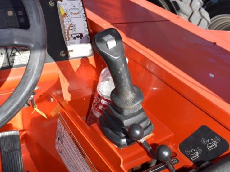 jlg-10054-forklift-(serial-#-0160080012)-(showing-appx-4,296-hours,-up-to-t-image-15