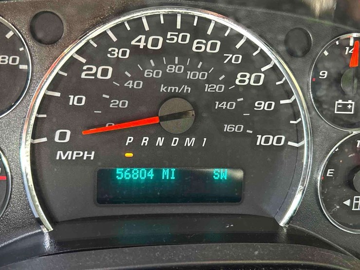 2012-chevrolet-express-3500-passenger-van-image-6