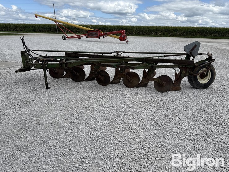 john-deere-5-image-8