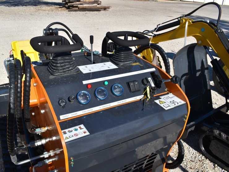 landhonor-lhr-me380xi-mini-skid-steer-(serial-#-2507221093)-(k)-image-7