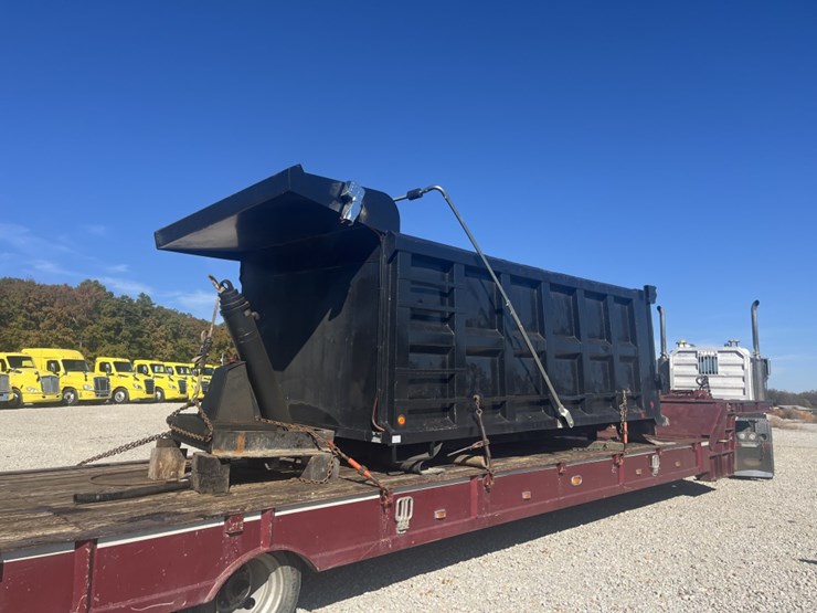 #4640-•-ox-bodies-dump-bed-image-1