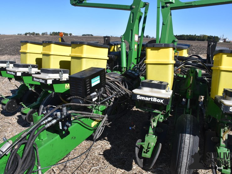 john-deere-1760-image-16