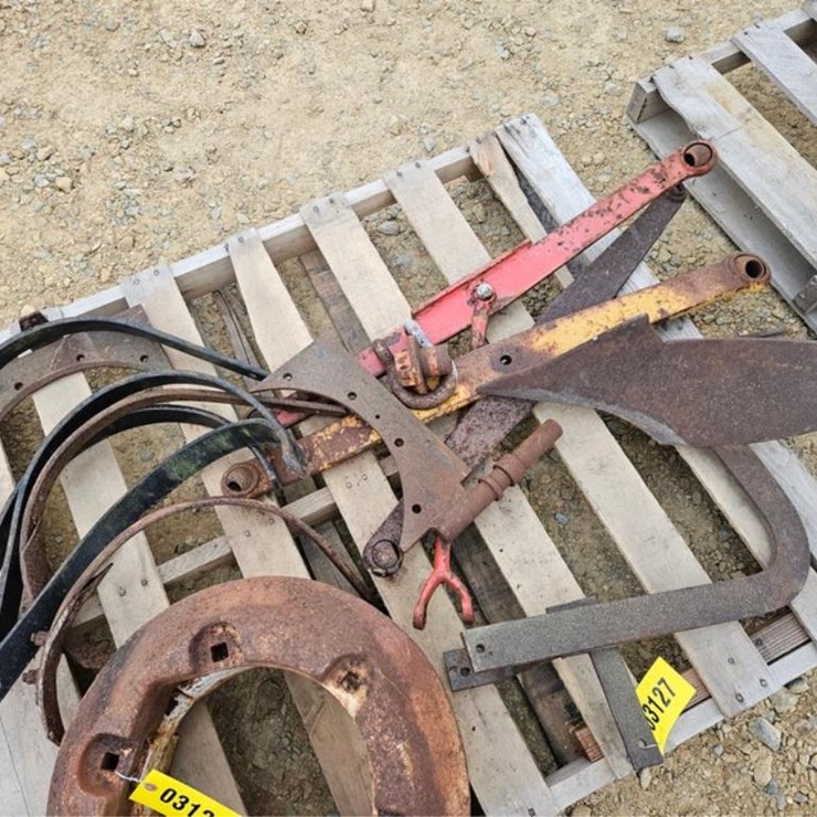 #3127 • Pallet Assorted Parts