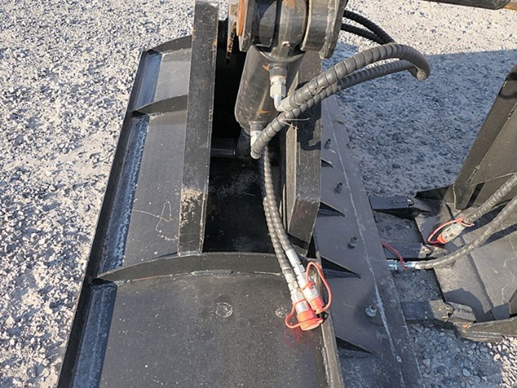 future-70''-snow-blade,-fits-skidsteer-qt-(unused)-(tax)-image-1